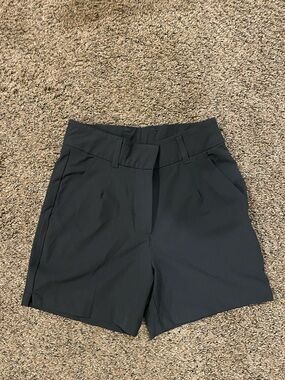 Women's Black Nike Golf Shorts Size: XS NWOT